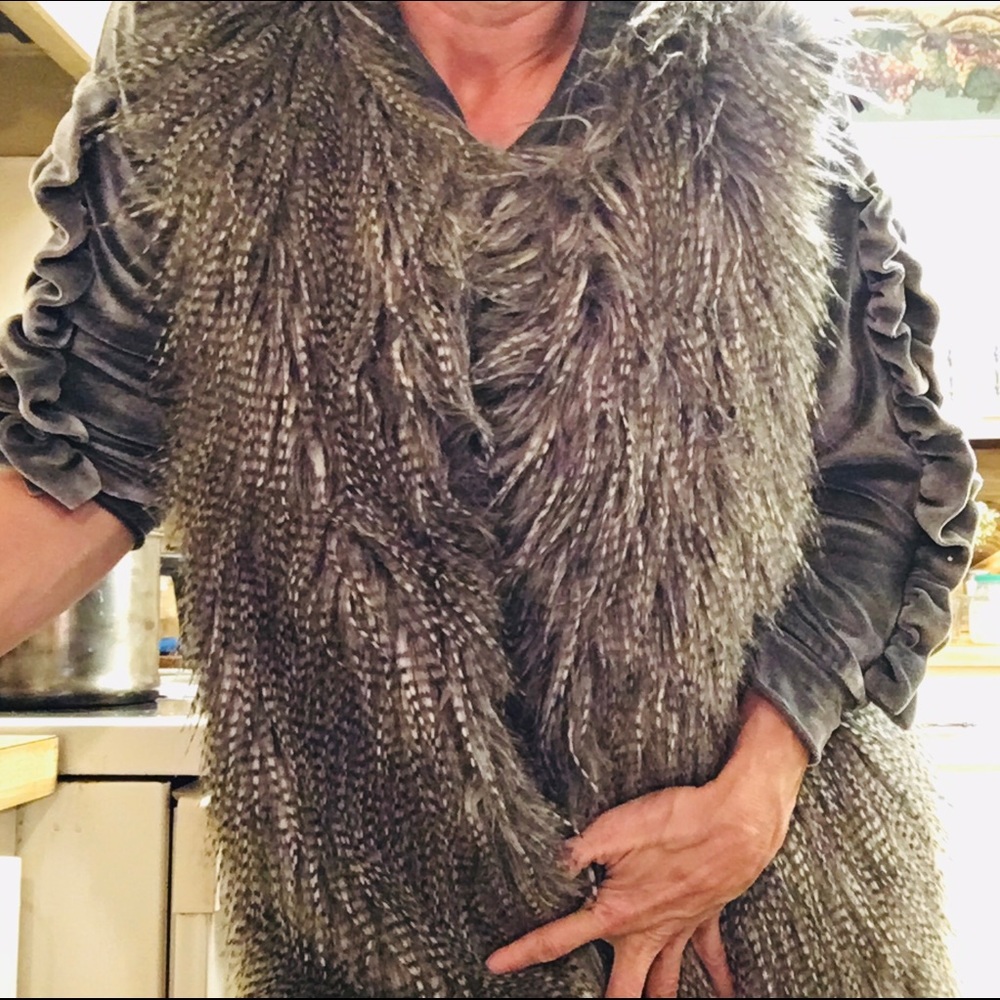 H&M long fur vest/ large